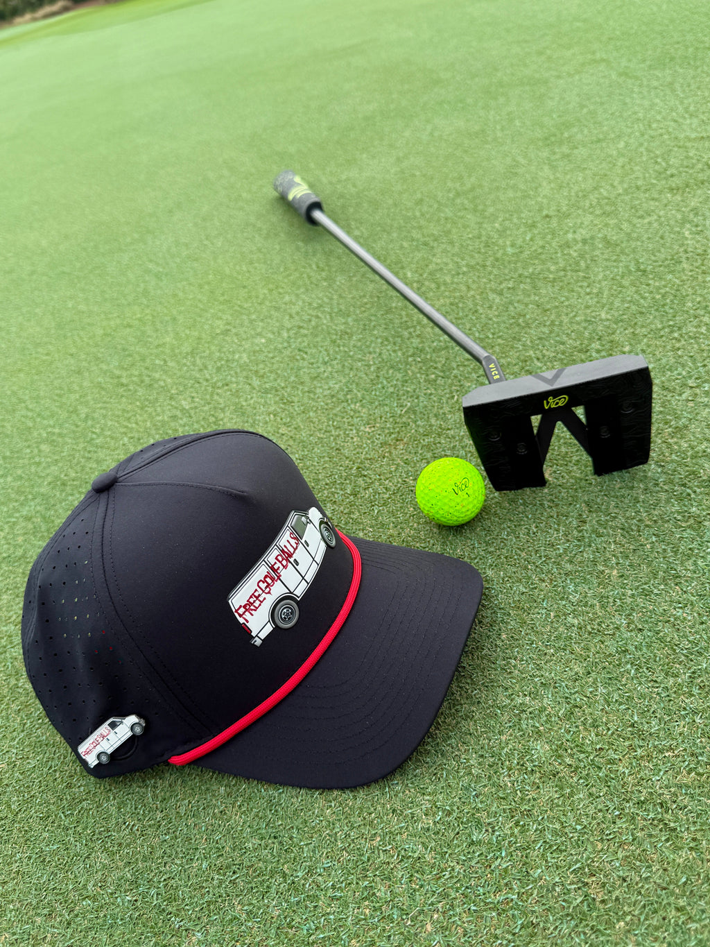 Free Golf Balls Van Golf Hat with Magnetic Ball Marker