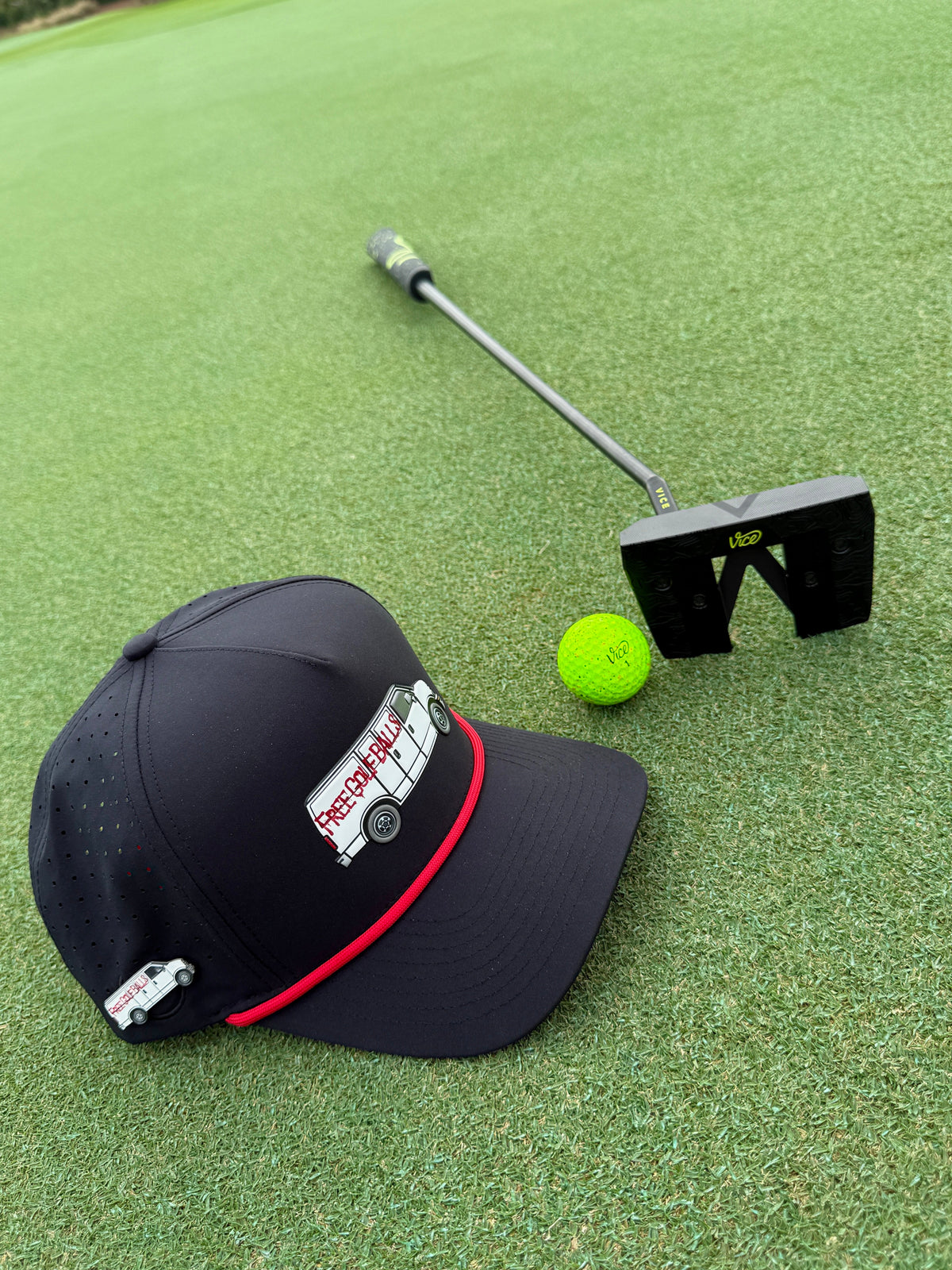 Free Golf Balls Van Golf Hat with Magnetic Ball Marker