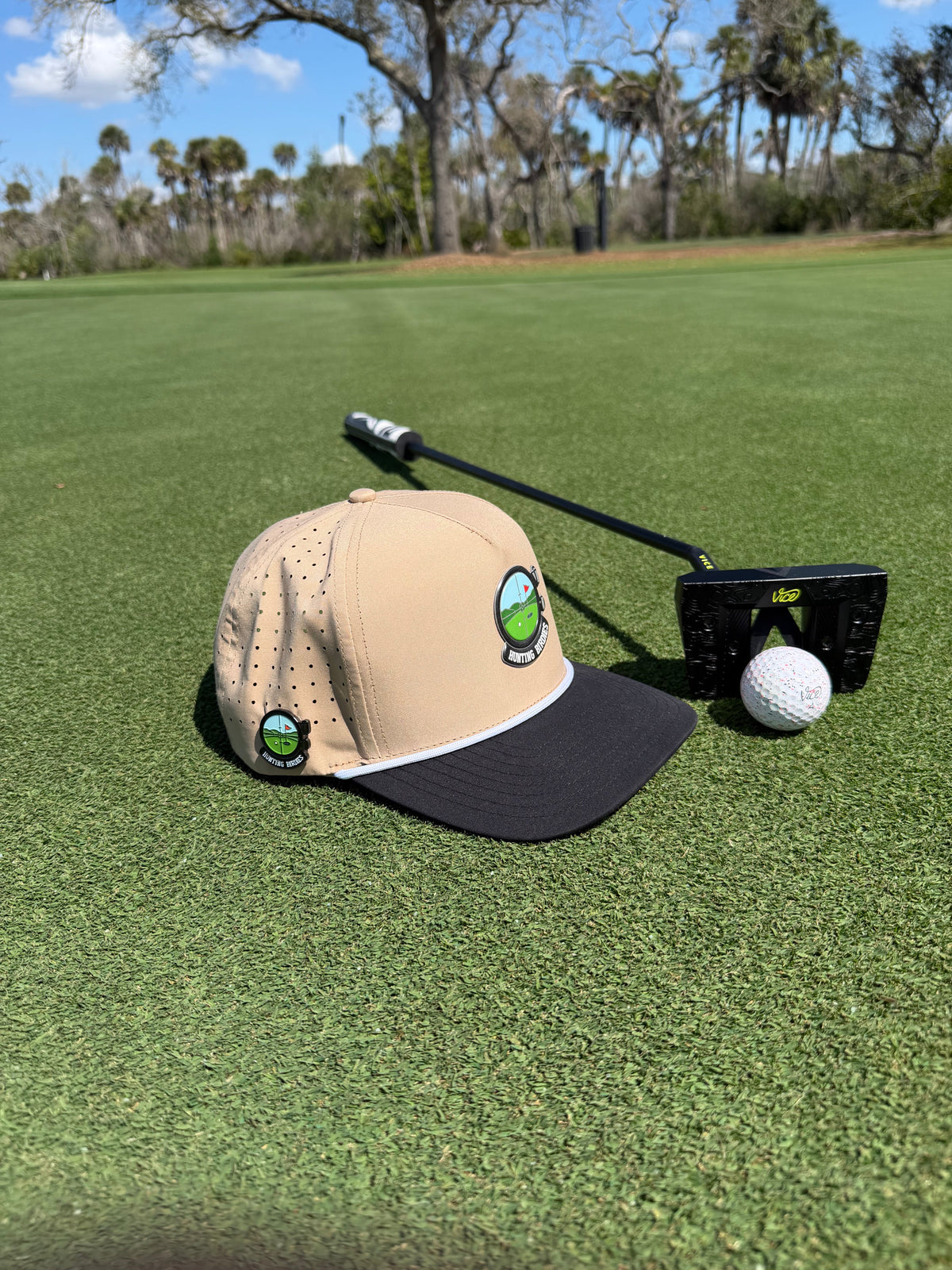 Hunting Birdies Golf Hat with Magnetic Ball Marker