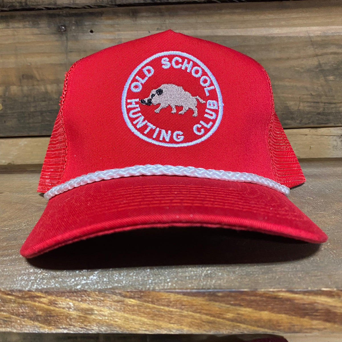 Vintage Hunting Club Rope Snapback – Red